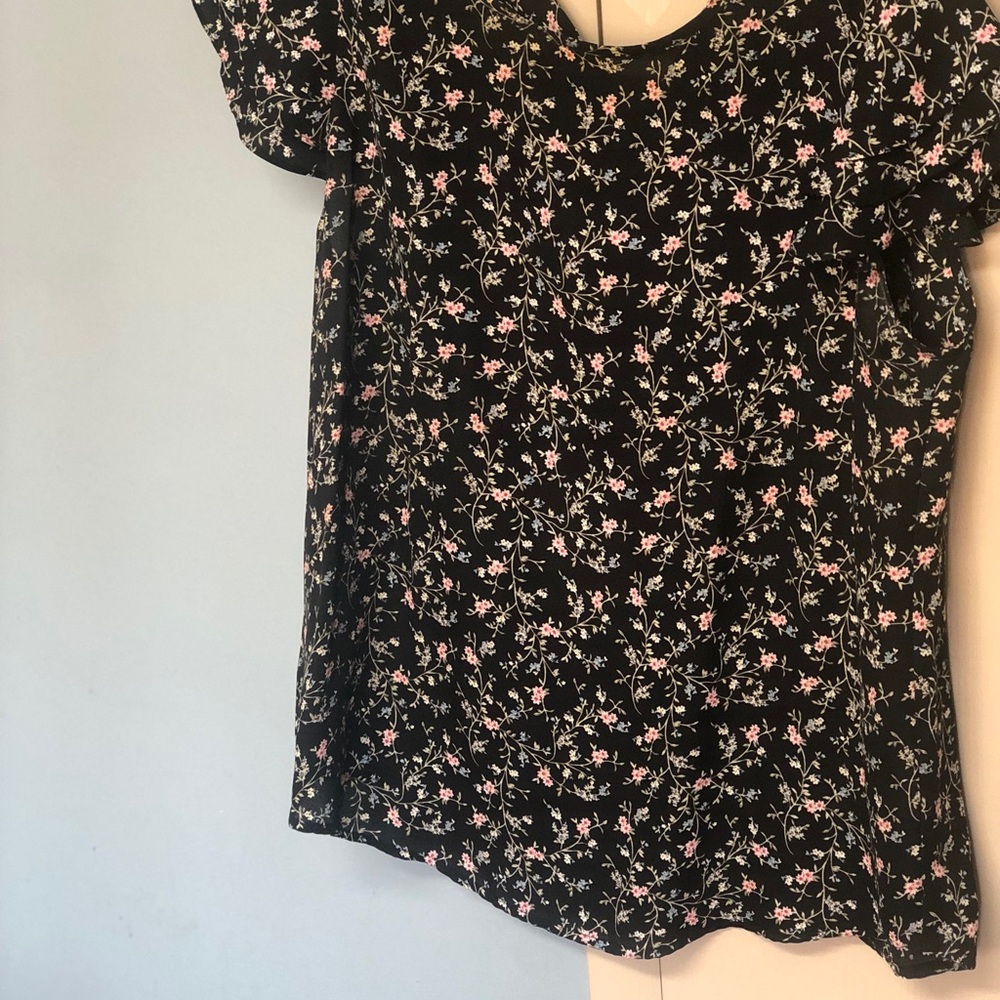 Active USA Black and Pink Short Sleeve Blouse